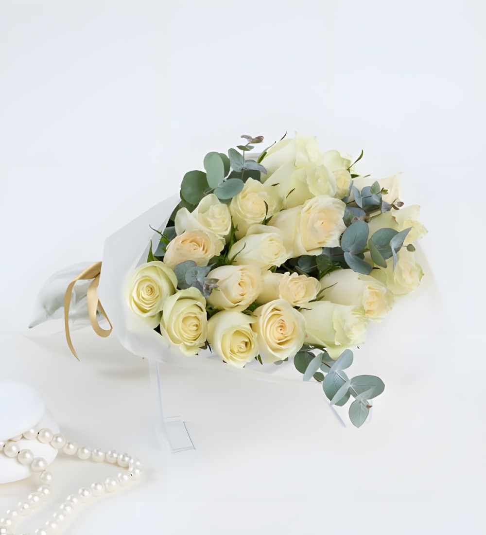 Kraft Buket Kağıdında 20'li Beyaz Gül Buketi