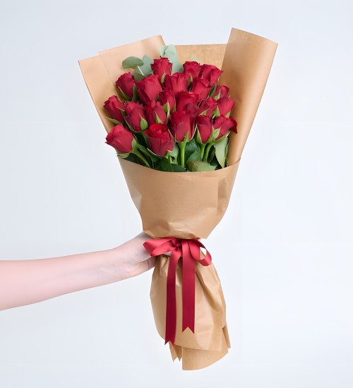 Kraft Buket Kağıdında 20'li Kırmızı Gül Buketi Kraft Buket Kağıdında 20'li Kırmızı Gül Buketi