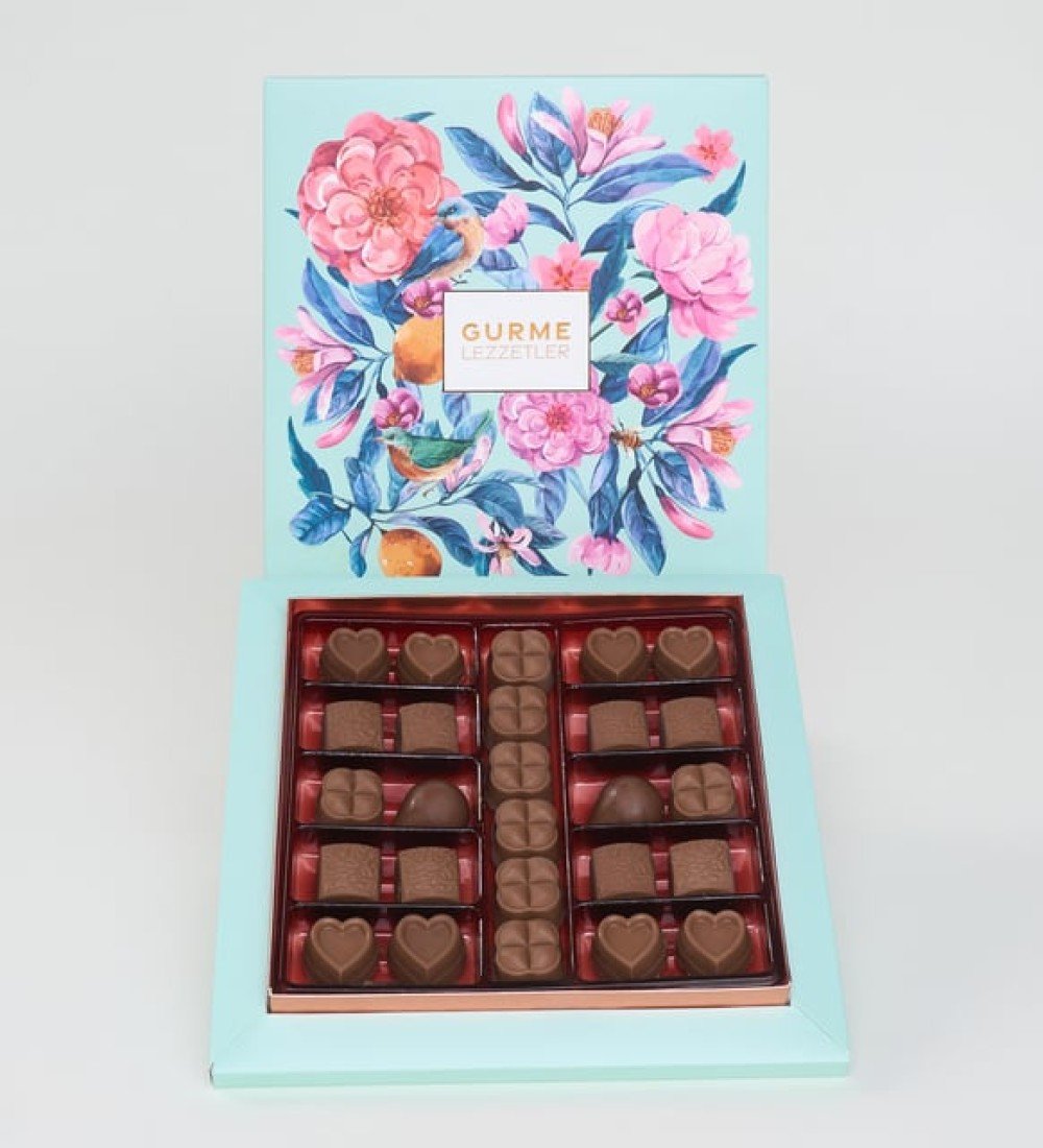 Paşabahçe Vazoda 9'lu Kırmızı Gül